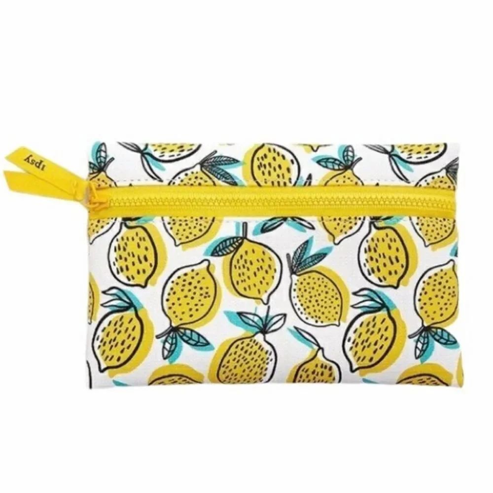 🔺️NWOT Ipsy White & Yellow Lemon Print Multi-use Glam Bag Pouch